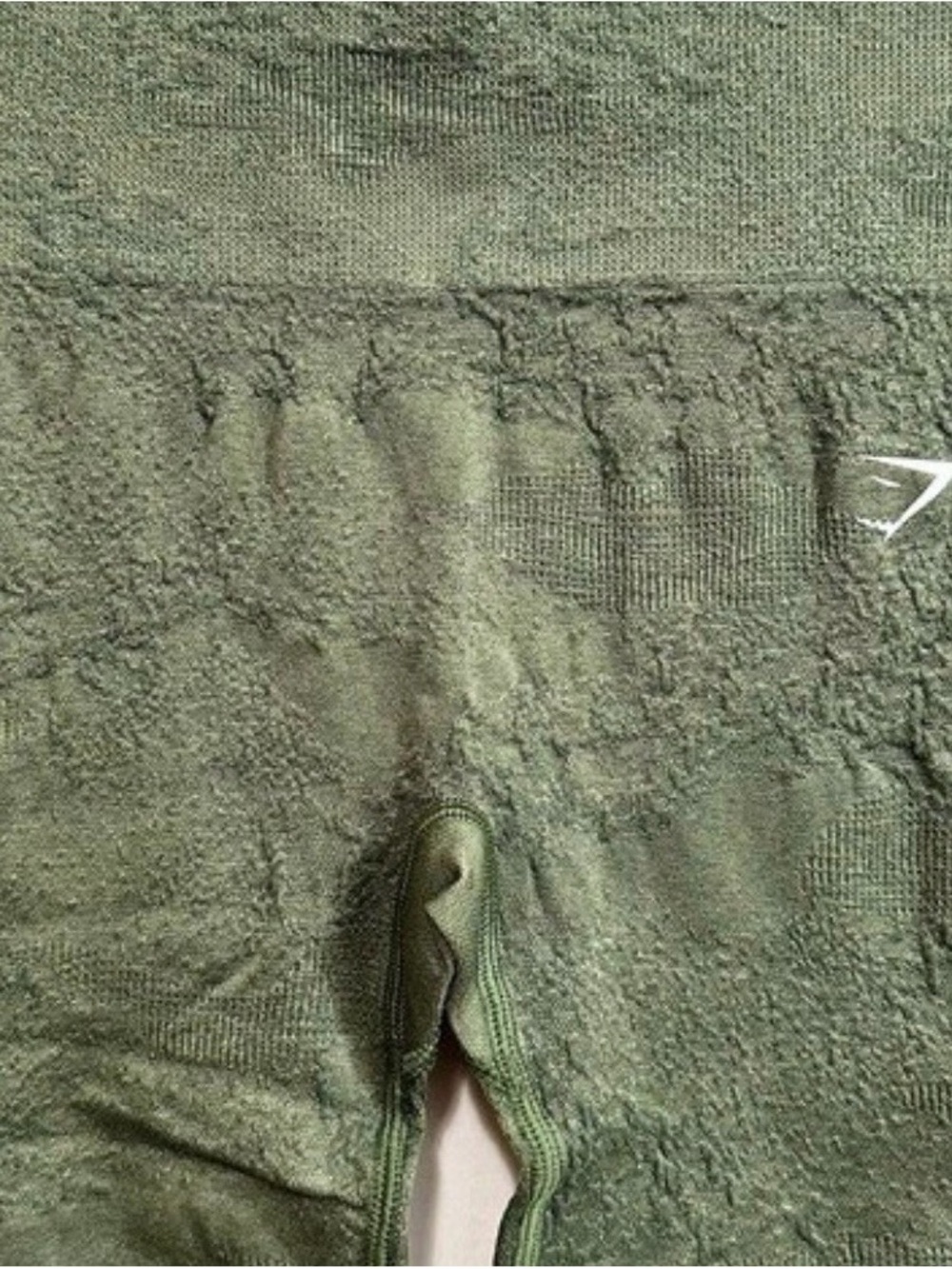 GYMSHARK /// Women’s Camo Textured Seamless Athletic Shorts - Size Medium - Picture 2 of 5